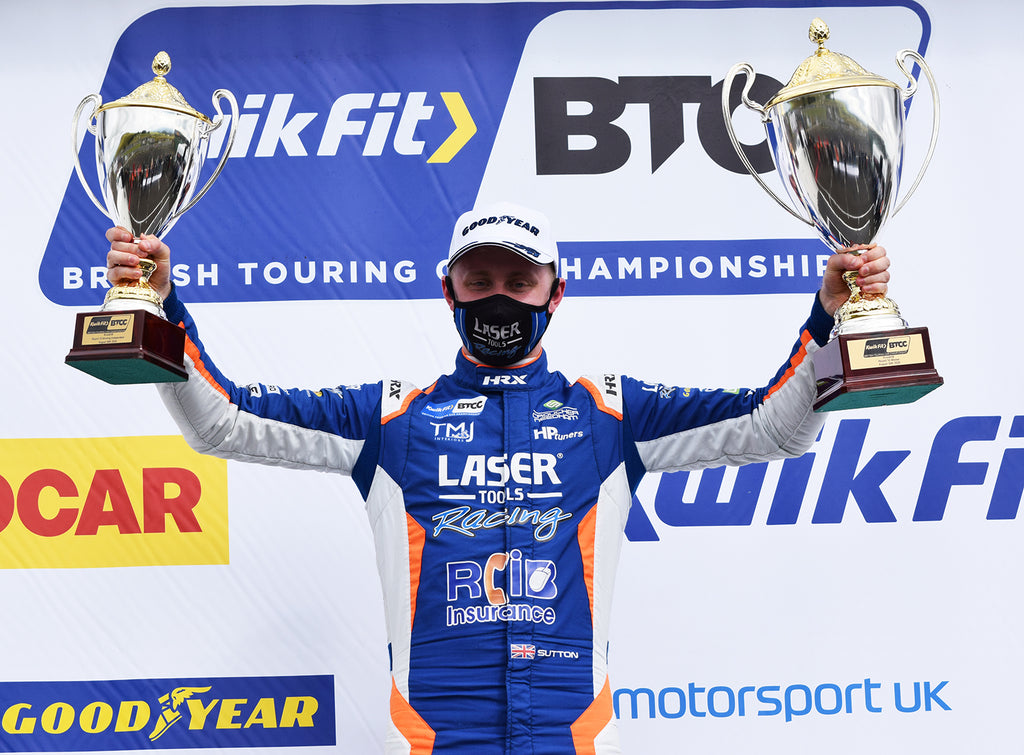 Two wins for Ash Sutton and 3 top ten finishes for Aiden Moffat at Knockhill circuit.